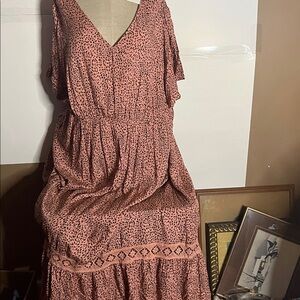 😄NWT Bloomchic plus size maxi size 28